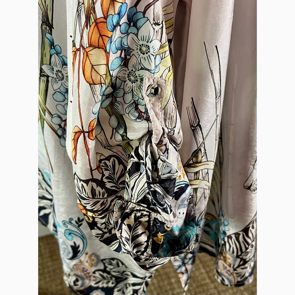 Printed Button-Front Blouse in Beige with Teal & Black Accents - Picture 9 of 13
